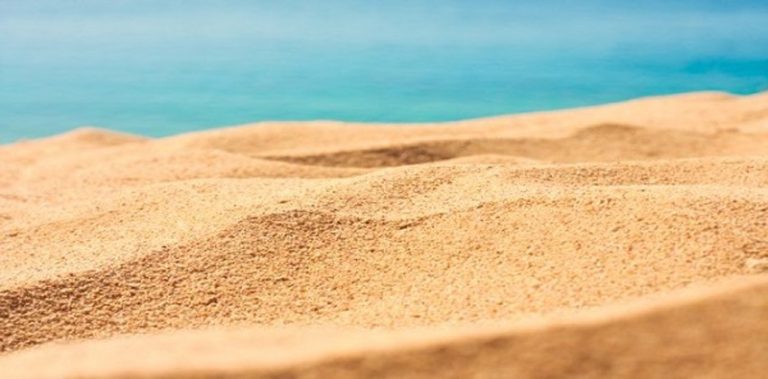 أشياء تنفد من حولنا